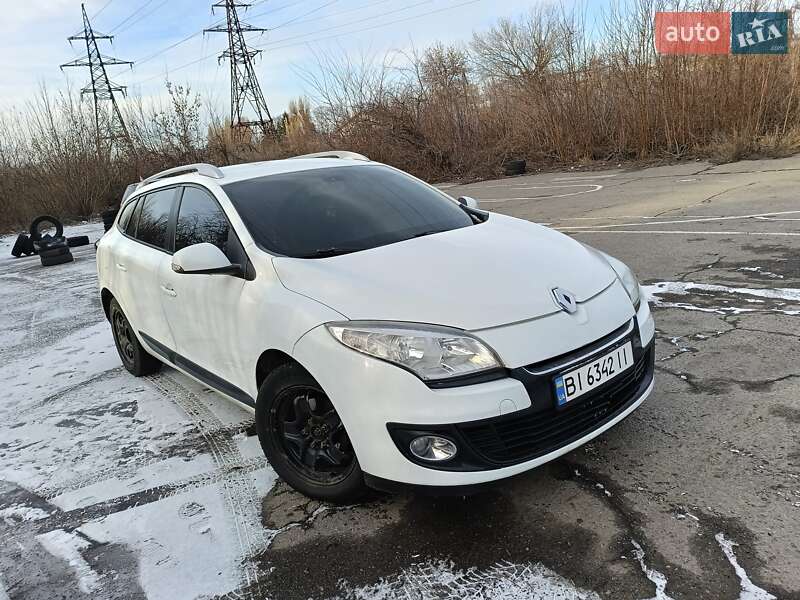 Универсал Renault Megane 2013 в Полтаве фото 8 Универсал Renault Megane 2013 в Полтаве