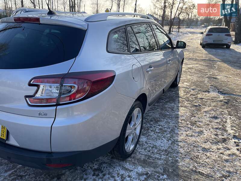 Универсал Renault Megane 2010 в Лебедине