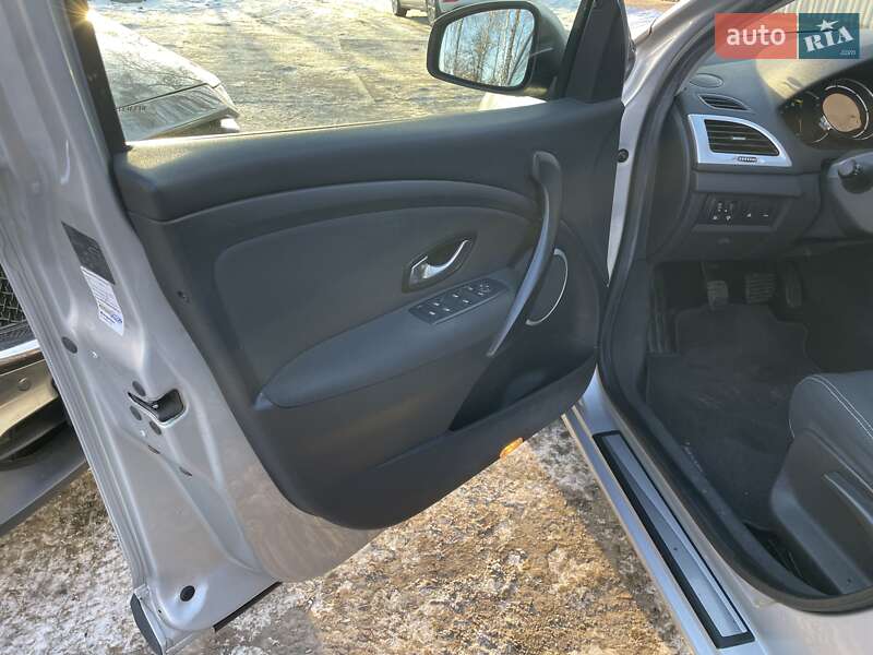 Универсал Renault Megane 2010 в Лебедине