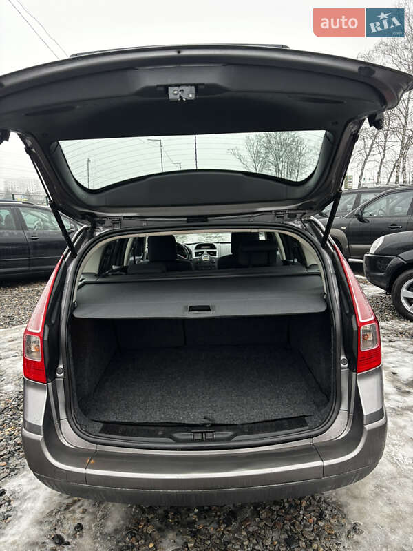 Универсал Renault Megane 2008 в Полтаве фото 16 Универсал Renault Megane 2008 в Полтаве