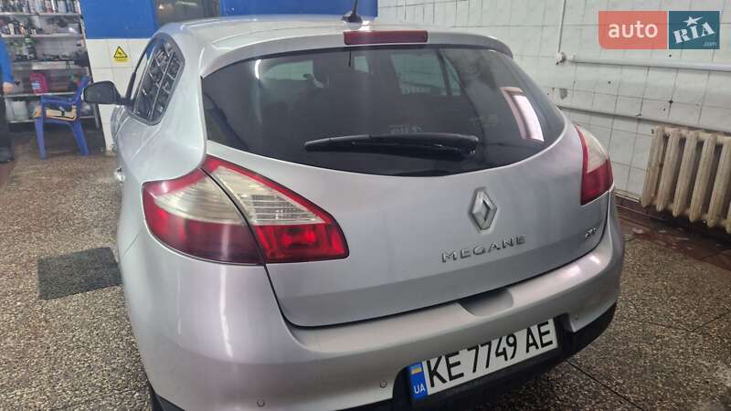 Хэтчбек Renault Megane 2011 в Кривом Роге