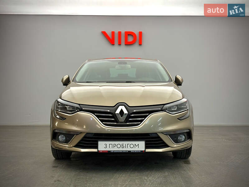 Седан Renault Megane 2017 в Киеве фото 5 Седан Renault Megane 2017 в Киеве