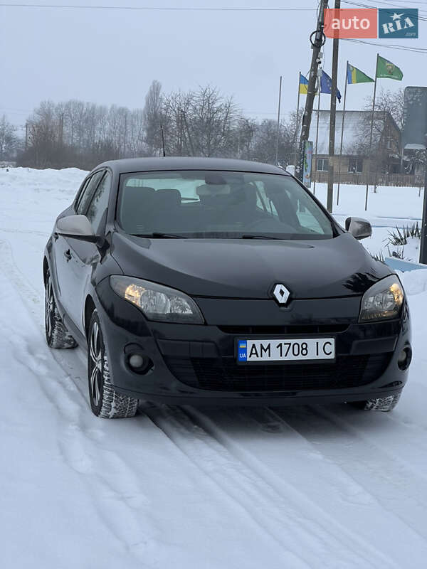 Хэтчбек Renault Megane 2012 в Малине фото 2 Хэтчбек Renault Megane 2012 в Малине