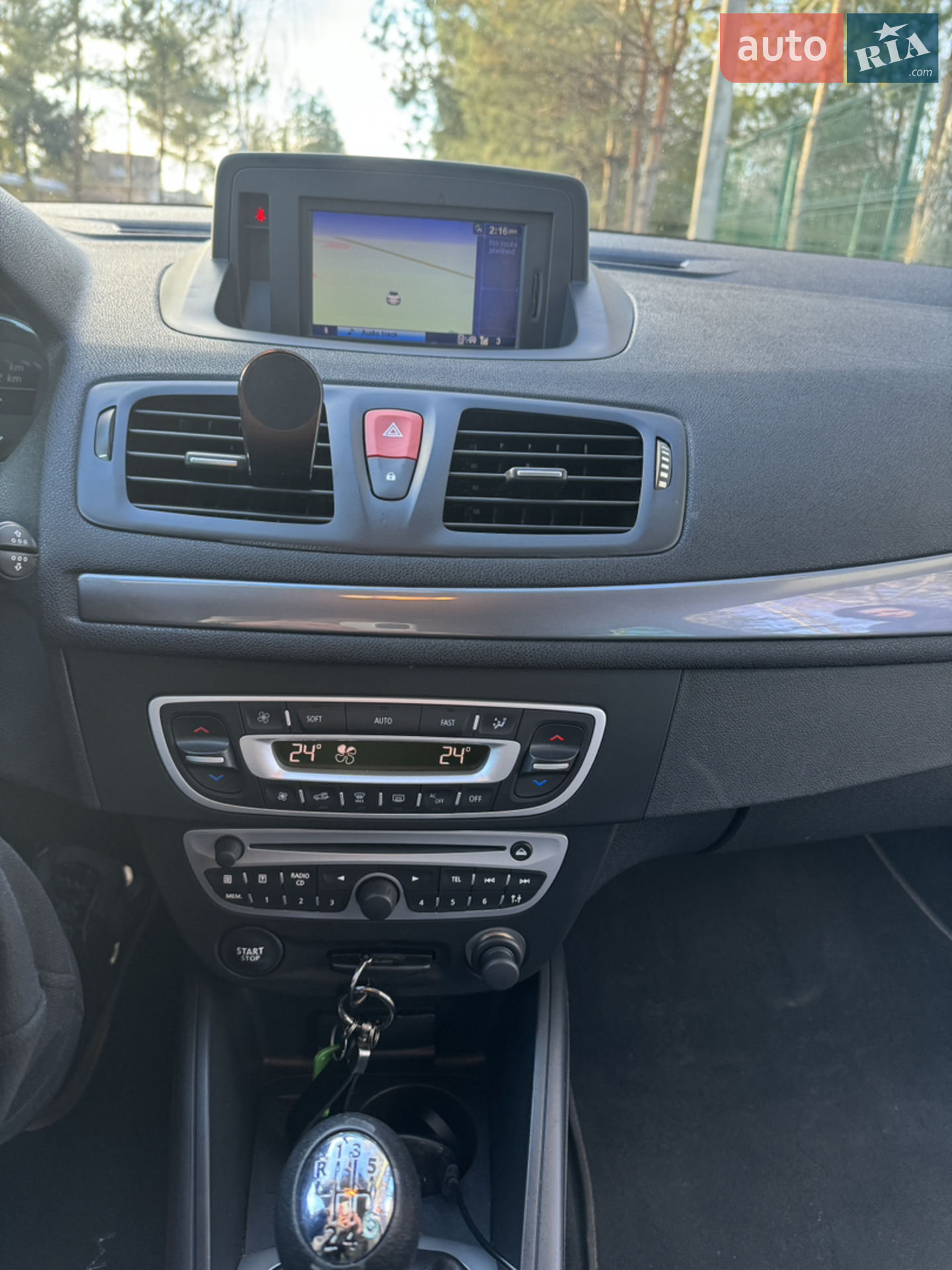 2010 Renault Megane - мініатюра 11