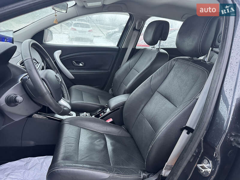 Универсал Renault Megane 2011 в Тернополе фото 9 Универсал Renault Megane 2011 в Тернополе