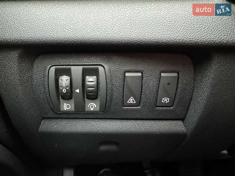 Универсал Renault Megane 2013 в Киеве фото 29 Универсал Renault Megane 2013 в Киеве