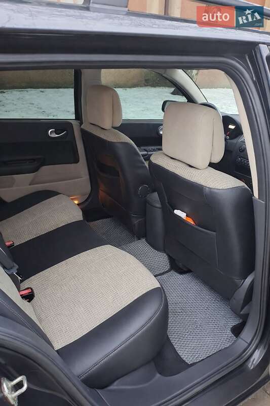 Универсал Renault Megane 2006 в Черновцах фото 3 Универсал Renault Megane 2006 в Черновцах