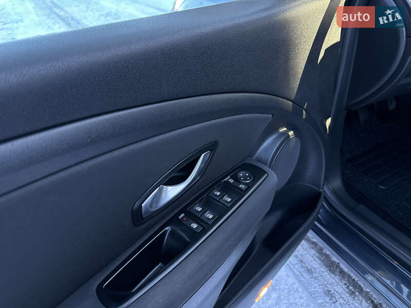 Хэтчбек Renault Megane 2009 в Луцке фото 34 Хэтчбек Renault Megane 2009 в Луцке