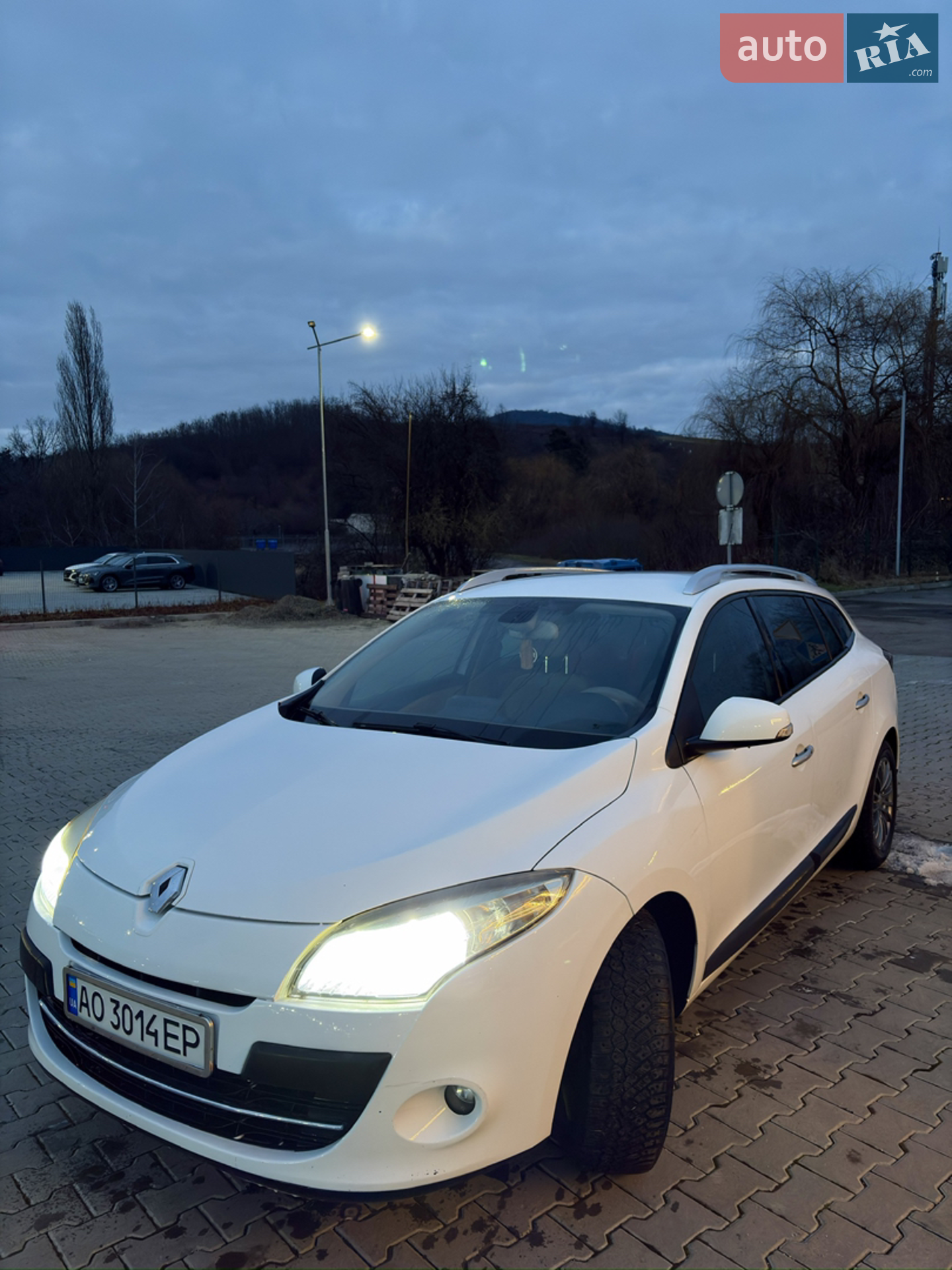 2010 Renault Megane - мініатюра 3