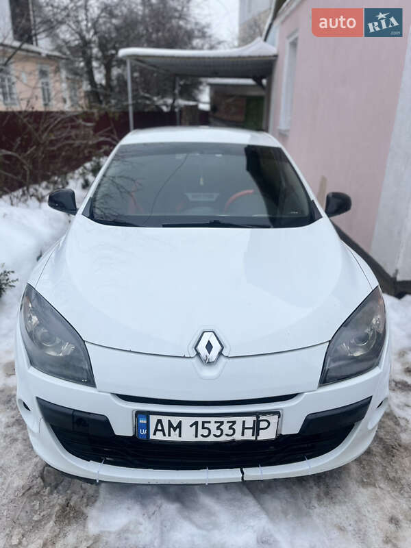 Renault Megane 2011 Renault Megane 2011