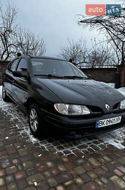 Хэтчбек Renault Megane 1996 в Здолбунове