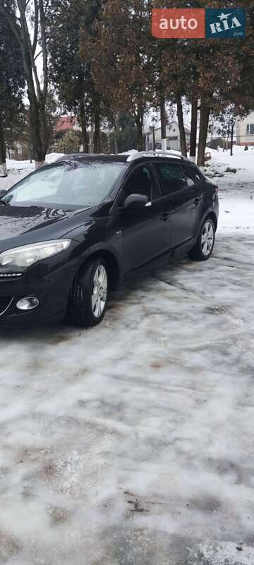 Универсал Renault Megane 2012 в Городке