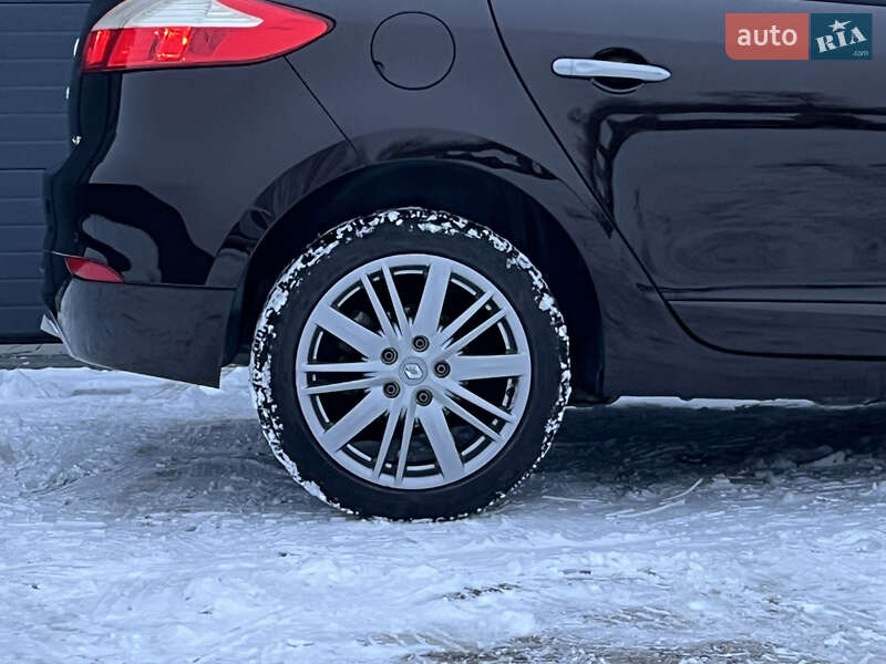 Хэтчбек Renault Megane 2012 в Дубно