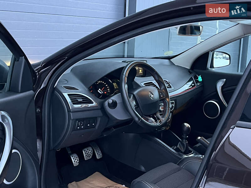 Хэтчбек Renault Megane 2012 в Дубно