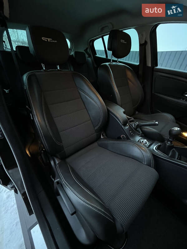 Хэтчбек Renault Megane 2012 в Дубно