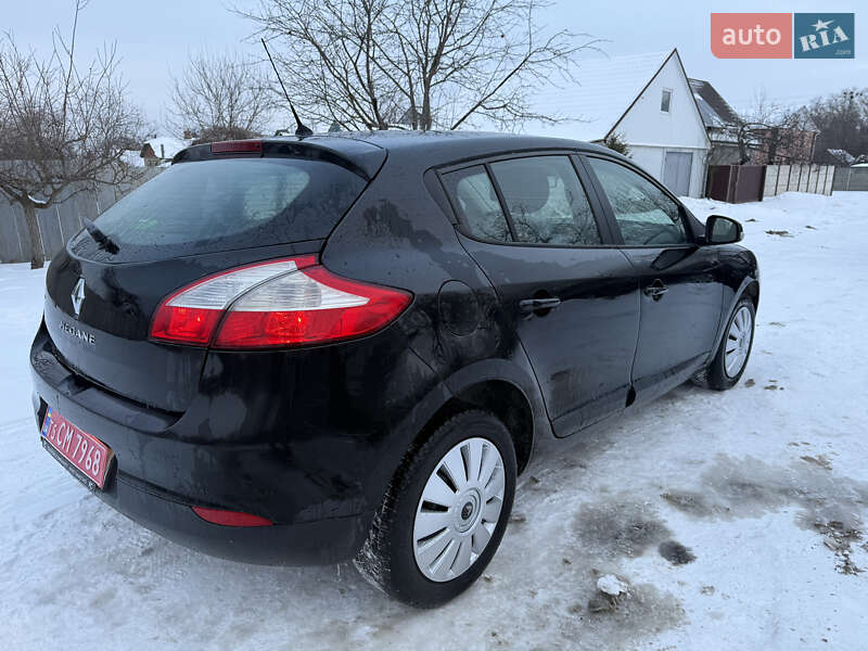 Хэтчбек Renault Megane 2011 в Прилуках