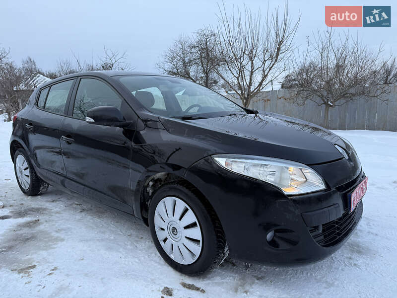 Хэтчбек Renault Megane 2011 в Прилуках