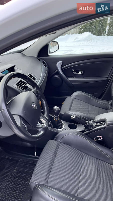 Універсал Renault Megane 2015 в Рівному фото 25 Універсал Renault Megane 2015 в Рівному