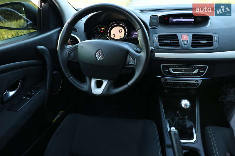 Купе Renault Megane 2009 в Днепре