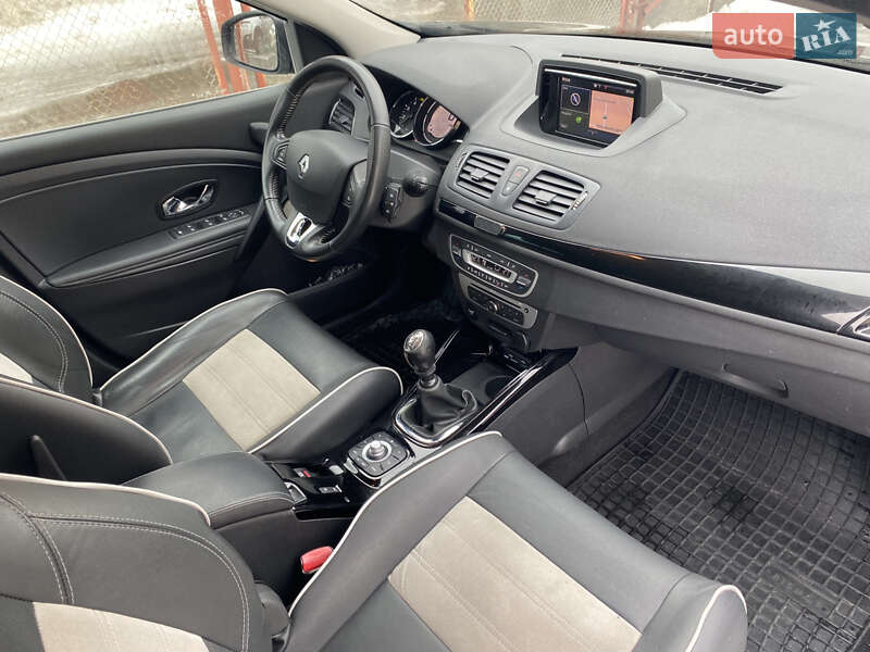 Универсал Renault Megane 2014 в Киеве фото 24 Универсал Renault Megane 2014 в Киеве