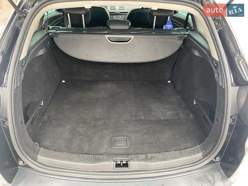 Универсал Renault Megane 2014 в Киеве фото 29 Универсал Renault Megane 2014 в Киеве