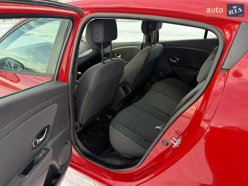 Хетчбек Renault Megane 2012 в Коломиї фото 15 Хетчбек Renault Megane 2012 в Коломиї