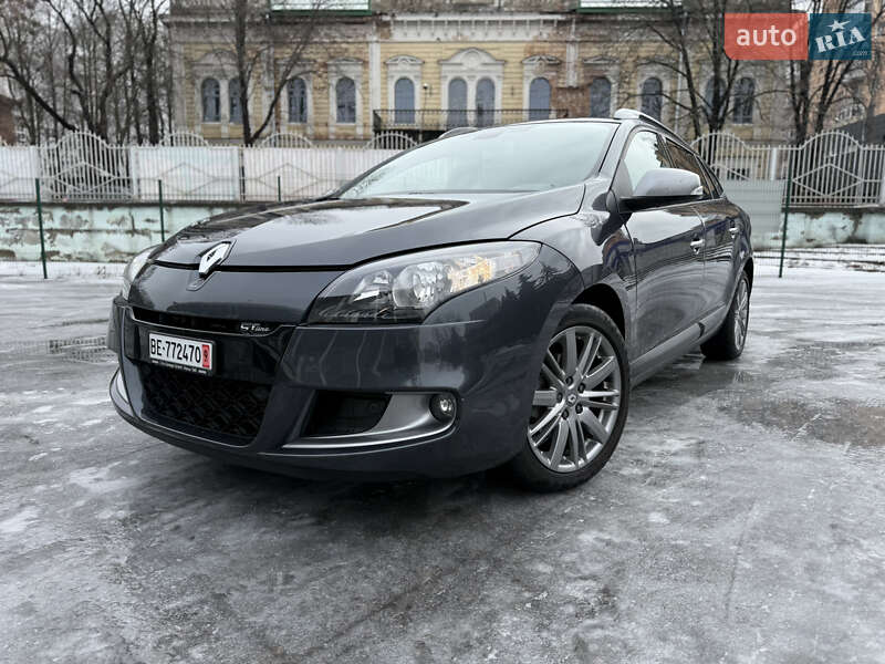 Универсал Renault Megane 2011 в Полтаве фото 4 Универсал Renault Megane 2011 в Полтаве