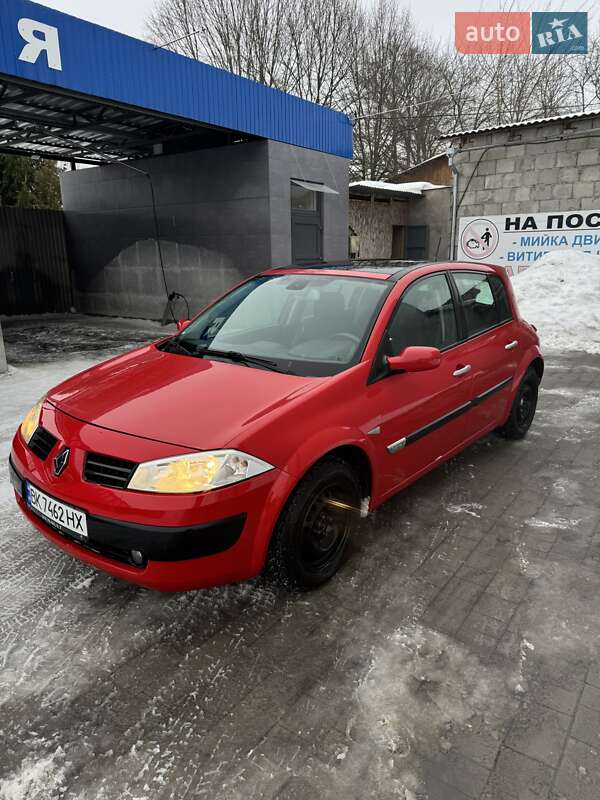 Хэтчбек Renault Megane 2004 в Костополе