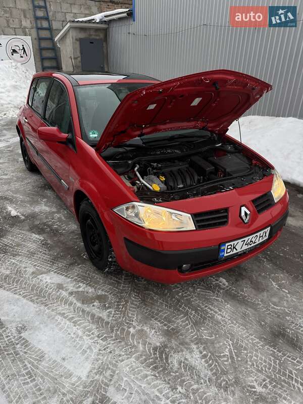 Хэтчбек Renault Megane 2004 в Костополе