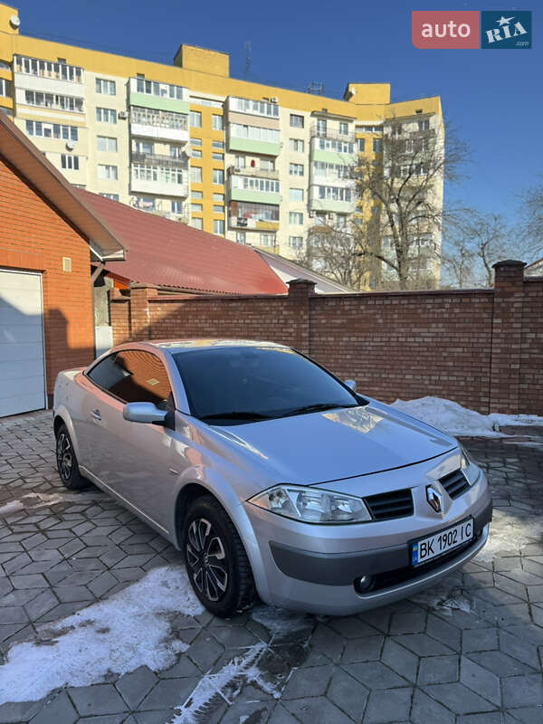 Кабріолет Renault Megane 2005 в Рівному фото Кабріолет Renault Megane 2005 в Рівному