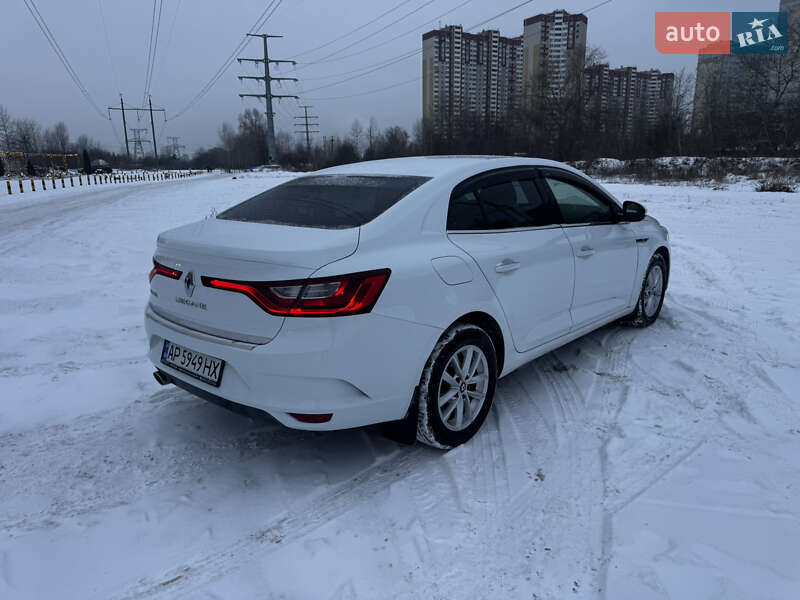 Седан Renault Megane 2020 в Киеве фото 8 Седан Renault Megane 2020 в Киеве