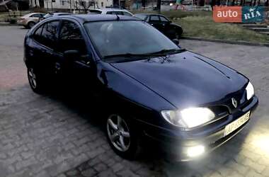 Хетчбек Renault Megane 1998 в Петровому