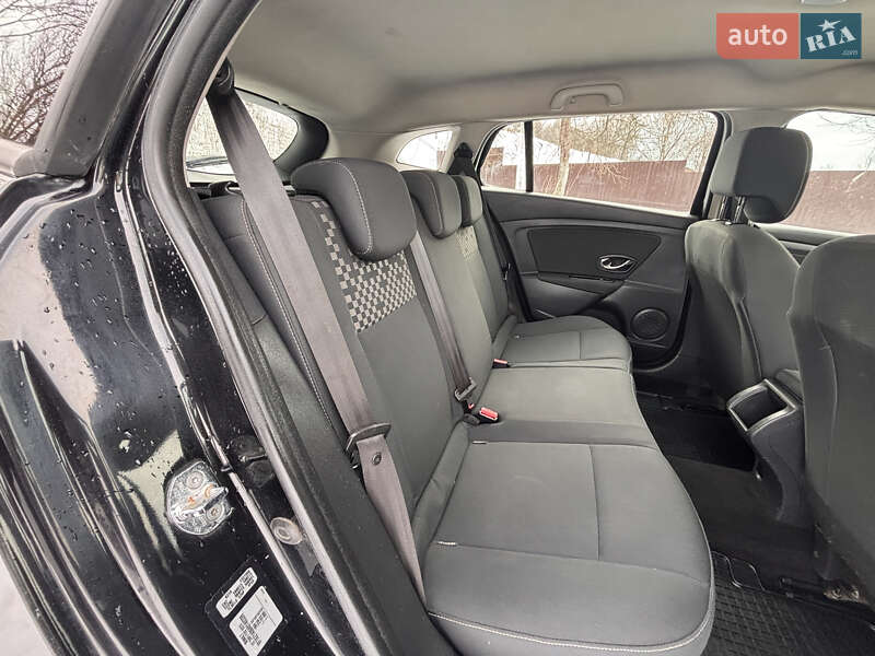 Универсал Renault Megane 2013 в Надворной фото 28 Универсал Renault Megane 2013 в Надворной