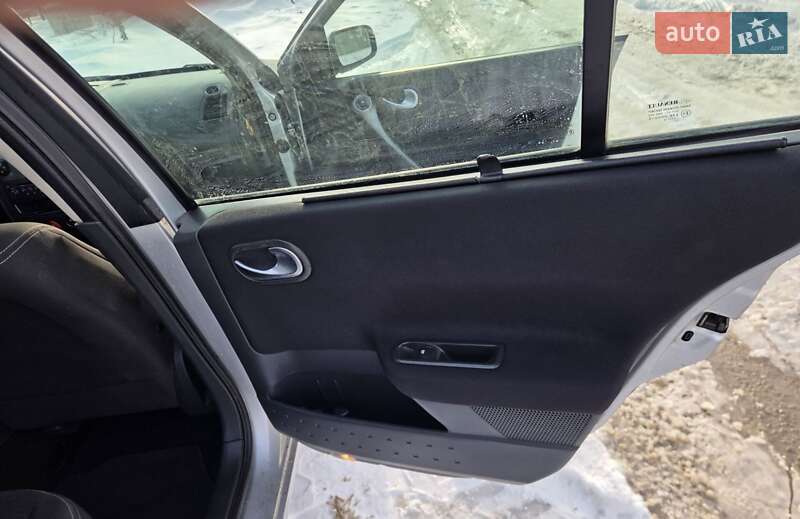 Універсал Renault Megane 2005 в Бучачі фото 20 Універсал Renault Megane 2005 в Бучачі