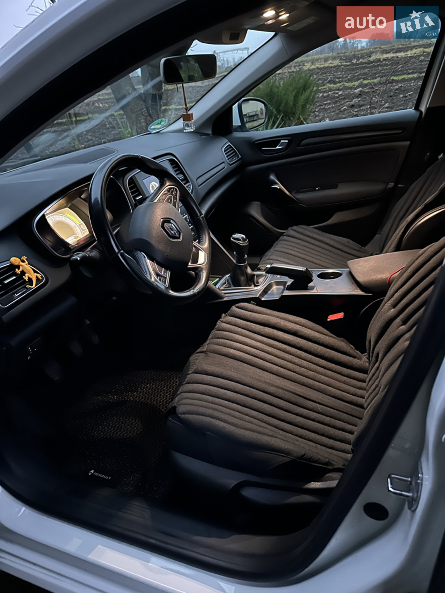 2017 Renault Megane - мініатюра 12