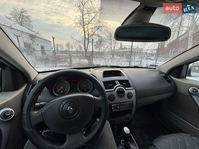 Хетчбек Renault Megane 2002 в Глобиному фото 7 Хетчбек Renault Megane 2002 в Глобиному