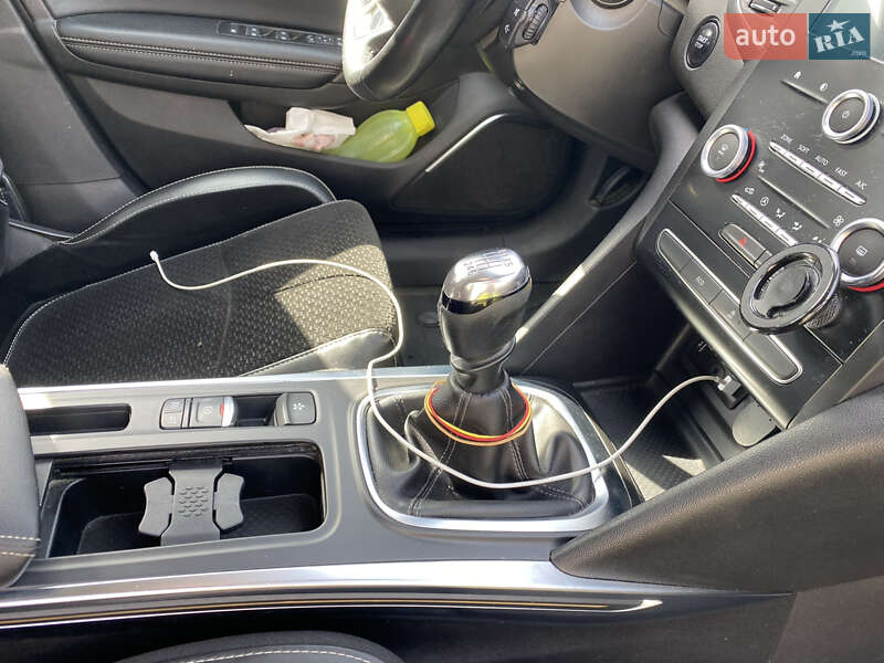 Универсал Renault Megane 2017 в Днепре фото 13 Универсал Renault Megane 2017 в Днепре
