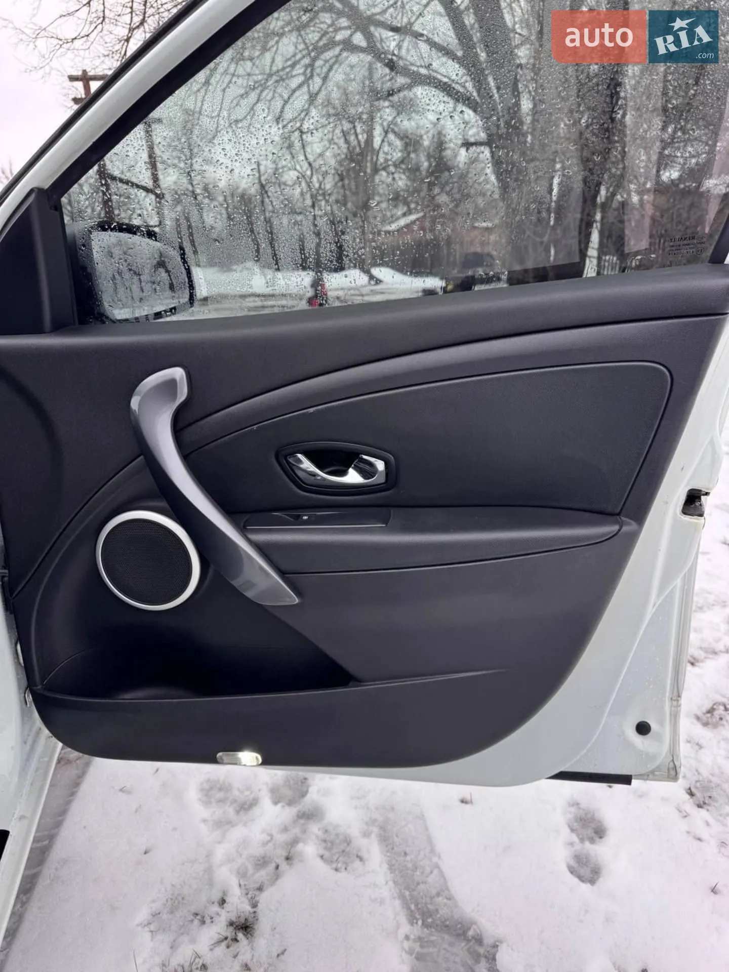 2012 Renault Megane - мініатюра 21