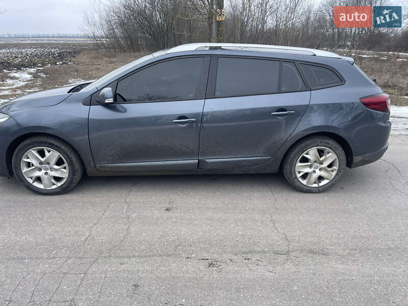 Хэтчбек Renault Megane 2015 в Кропивницком