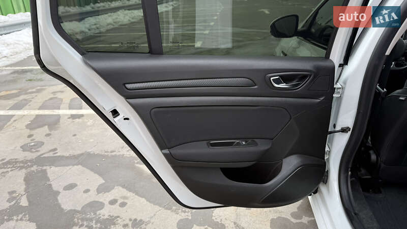 Универсал Renault Megane 2018 в Киеве