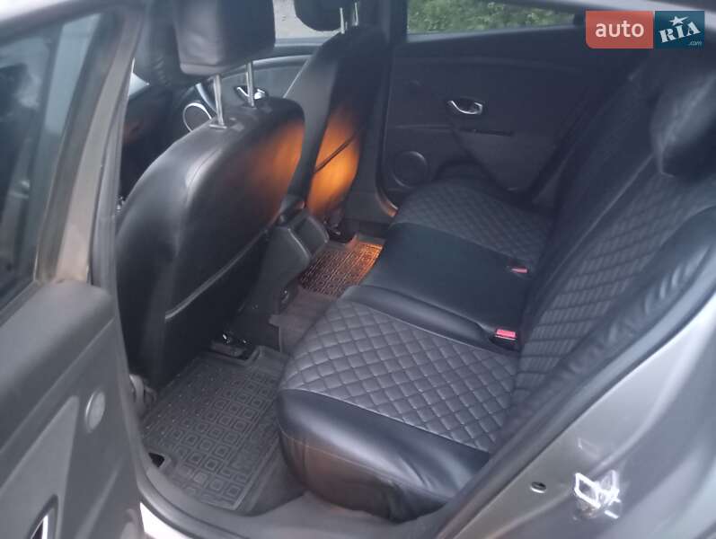 Хэтчбек Renault Megane 2010 в Кривом Роге