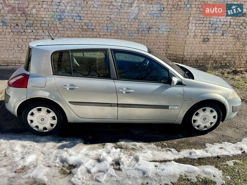 Хэтчбек Renault Megane 2005 в Киеве фото 2 Хэтчбек Renault Megane 2005 в Киеве