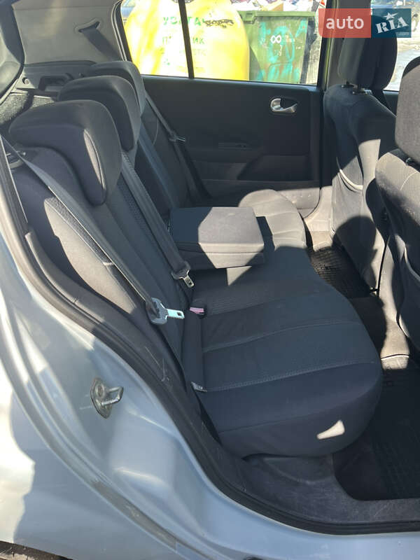 Хэтчбек Renault Megane 2005 в Киеве фото 21 Хэтчбек Renault Megane 2005 в Киеве