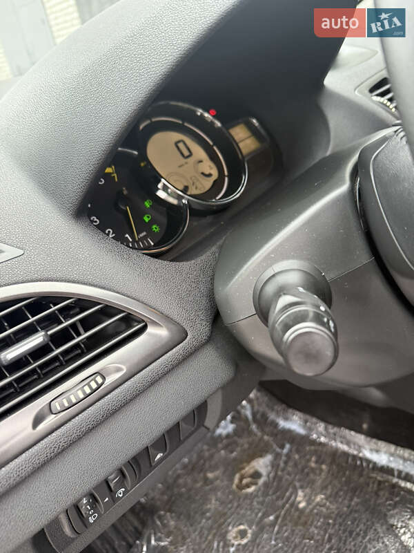 Універсал Renault Megane 2012 в Харкові фото 22 Універсал Renault Megane 2012 в Харкові