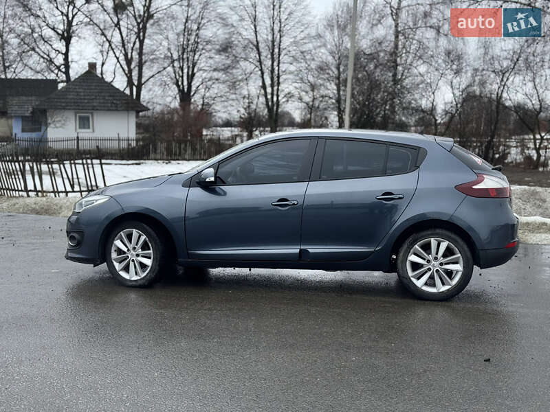 Хэтчбек Renault Megane 2015 в Николаеве