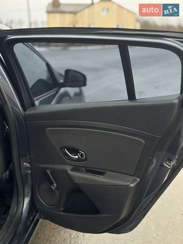 Хэтчбек Renault Megane 2015 в Николаеве