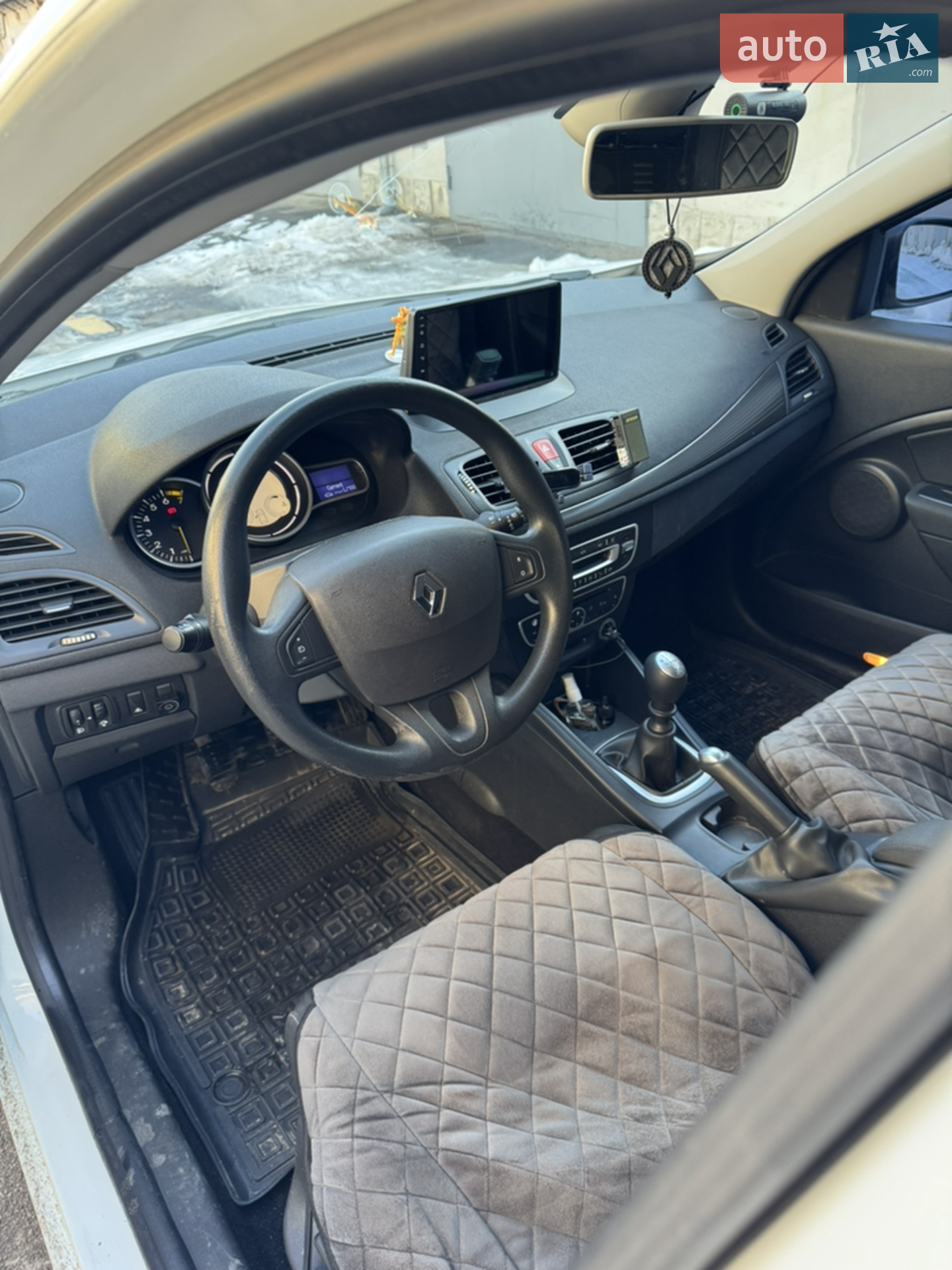 2011 Renault Megane - мініатюра 12