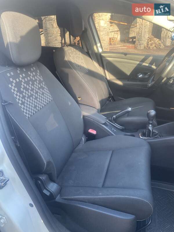 Универсал Renault Megane 2013 в Косове