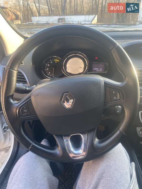 Универсал Renault Megane 2013 в Косове