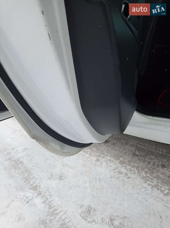 Универсал Renault Megane 2012 в Львове фото 11 Универсал Renault Megane 2012 в Львове